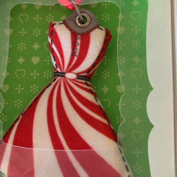 HIPFITS SET OF 2 BACKPACK HANGER/KEYCHAIN "MINT DRESS" PERFECT STOCKING STUFFER - Picture 3 of 5